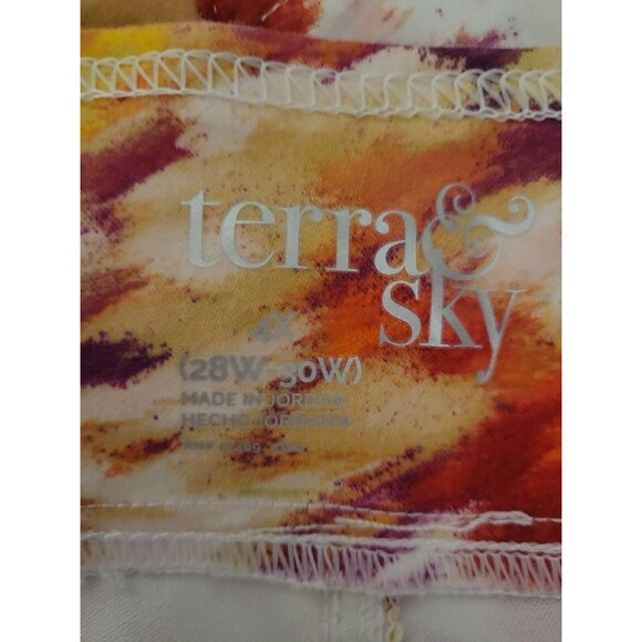 Terra & Sky Brushstroke Jegging Women 28W-30W 4X Orange Multi Faux Button - Picture 4 of 8